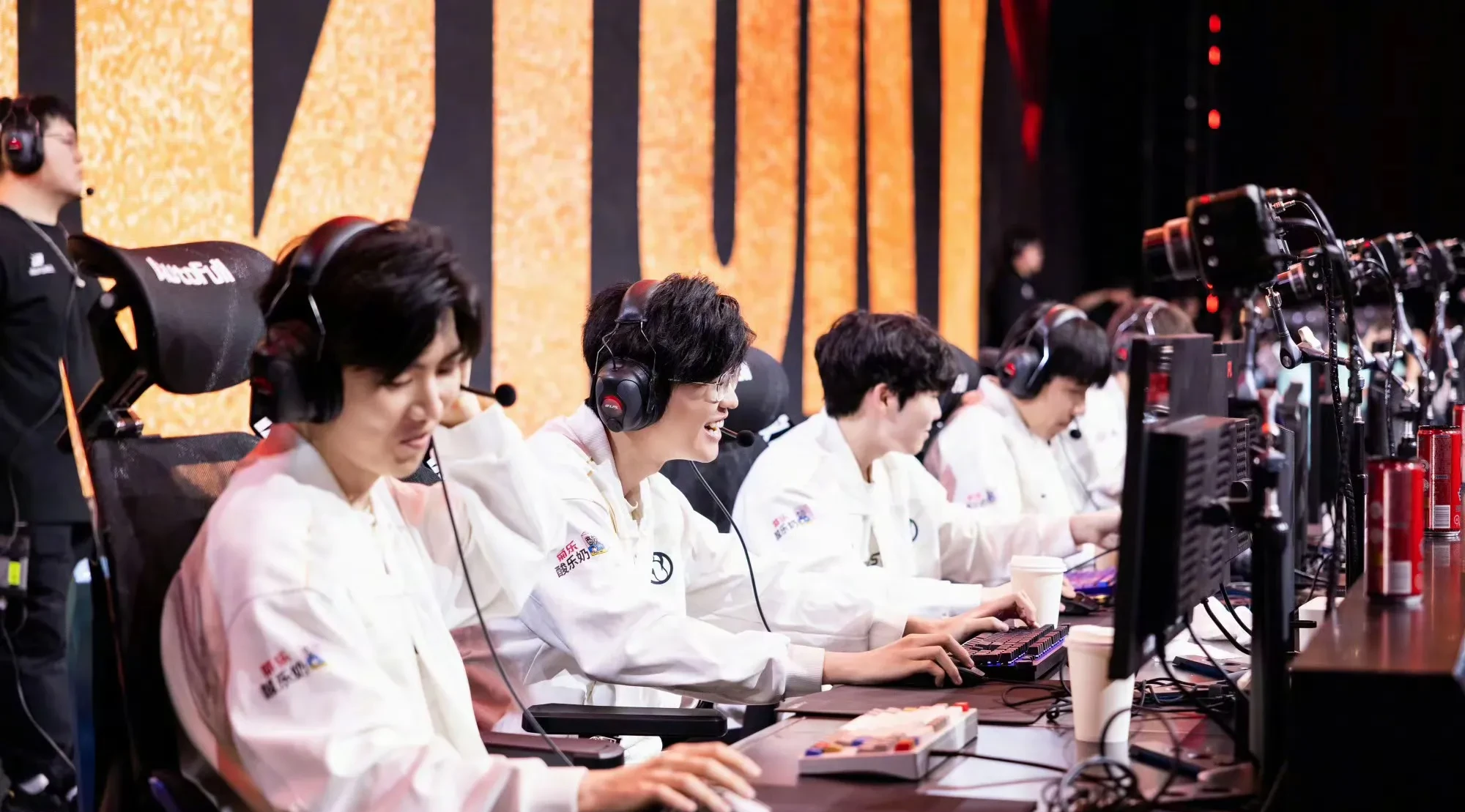 爱游戏在线入口 -包含TheShy关键节点比分优势明显，SKT带队取胜！的词条