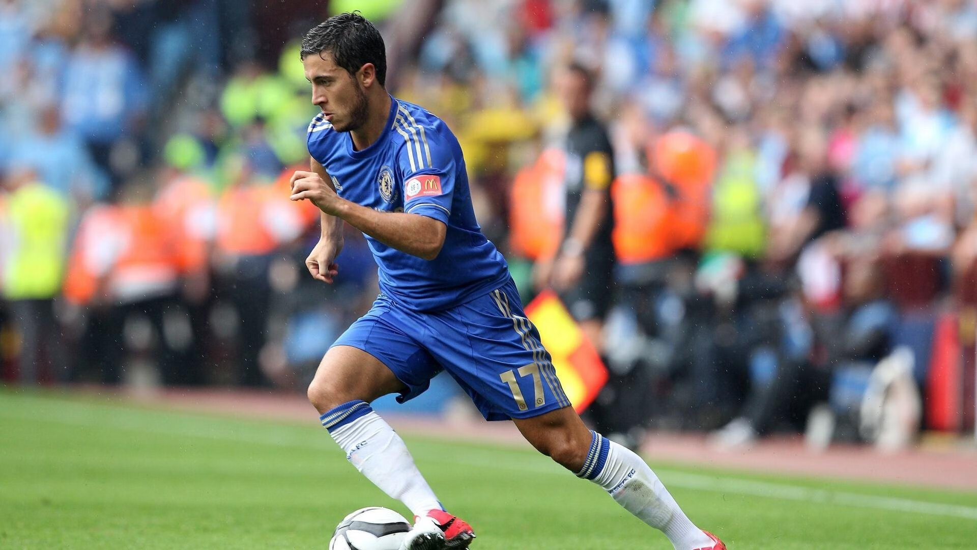 爱游戏平台 -哈兰德连续十二场比赛得分超过关键助攻，G2挑战极限！